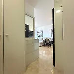 Silver Pearl, Luxury Sea View *