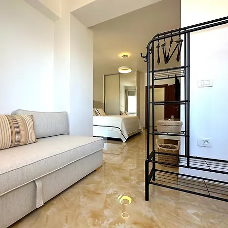 Silver Pearl, Luxury Sea View Apartment