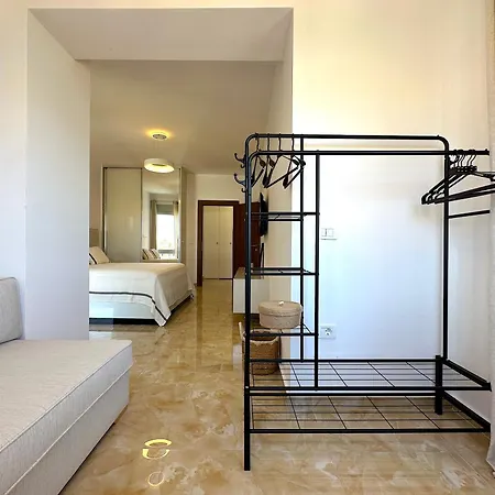 Silver Pearl, Luxury Sea View Apartment