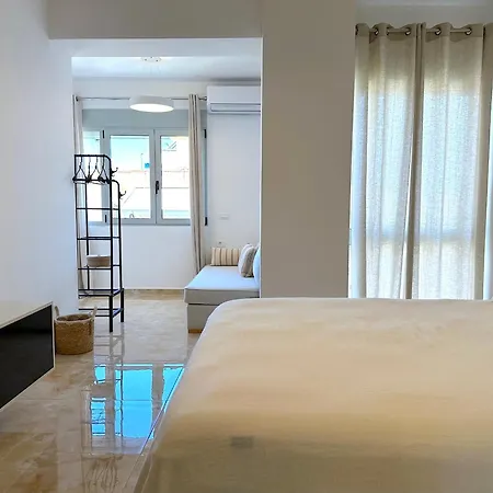 Silver Pearl, Luxury Sea View Σαράντα