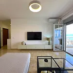 Silver Pearl, Luxury Sea View