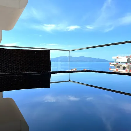 Silver Pearl, Luxury Sea View