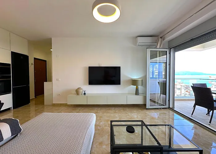 Silver Pearl, Luxury Sea View